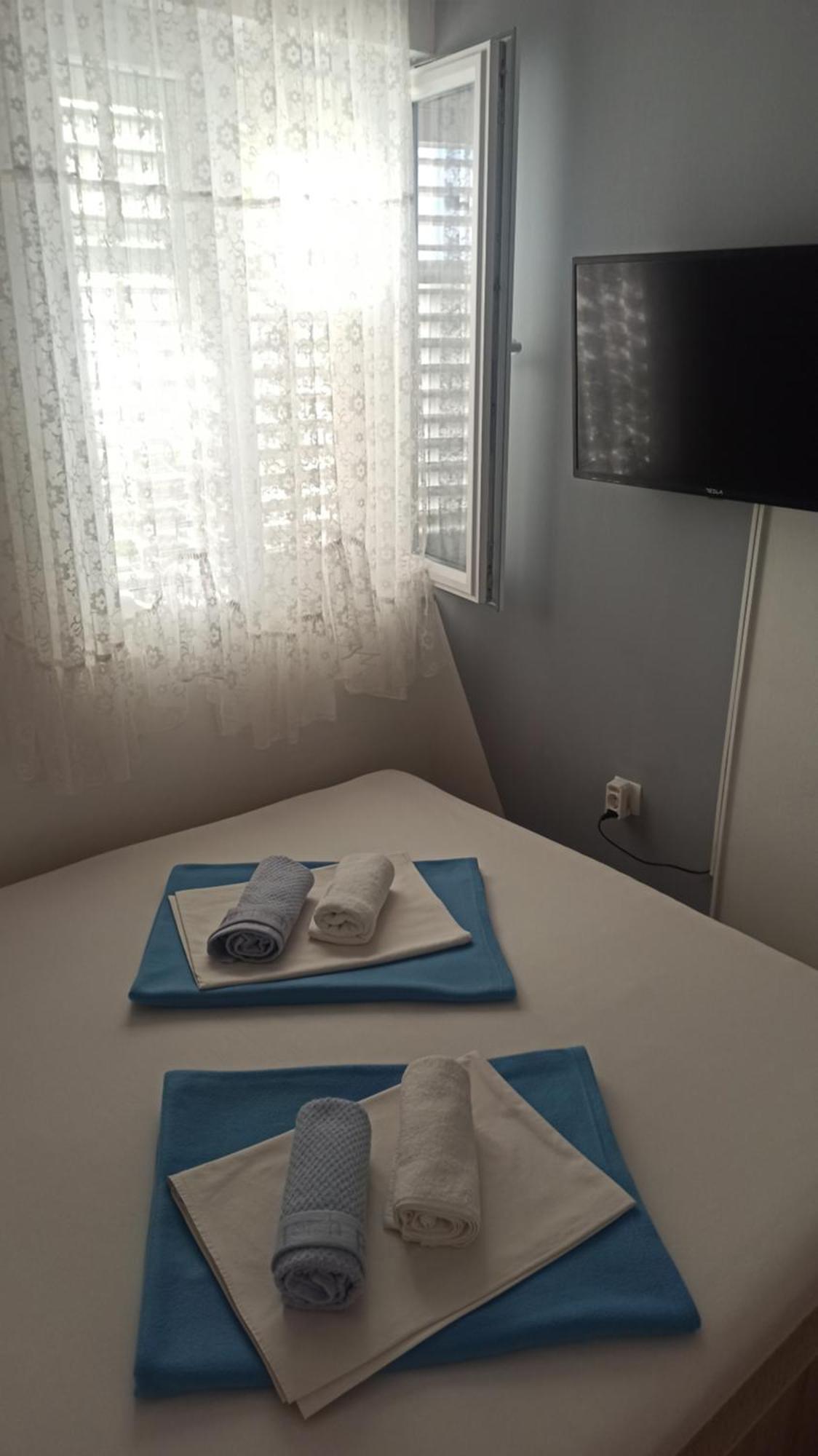 Apartmani - Sobe Cosic Неум Стая снимка